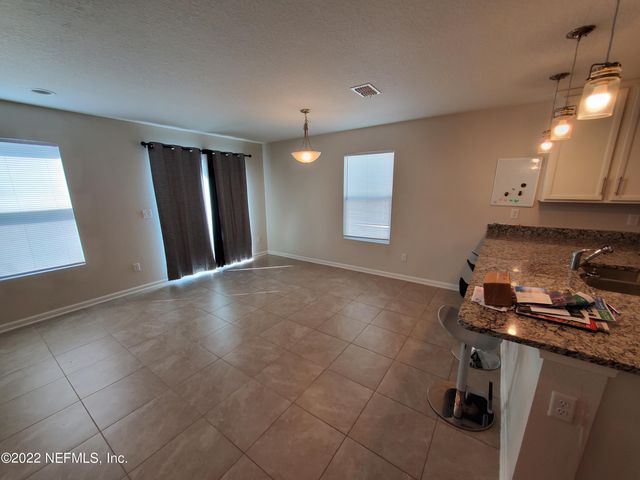 2824 SHANGRI LA Drive, Jacksonville, FL 32233