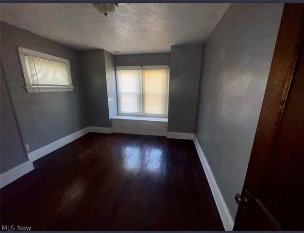 10006 Pierpont Avenue, Cleveland, OH 44108