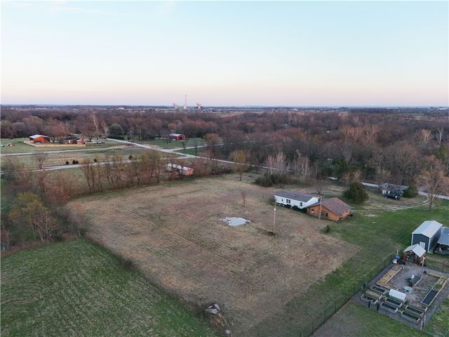 12658 Bullock Road, Bentonville, AR 72712