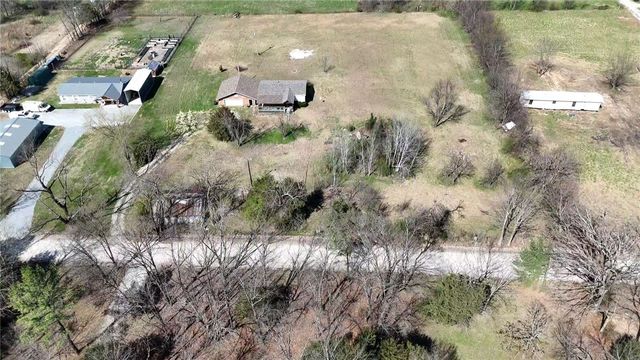 12658 Bullock Road, Bentonville, AR 72712