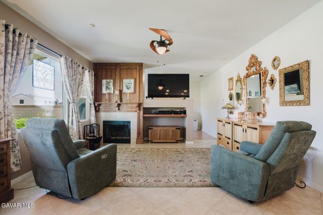 4301 Avenue J7, Lancaster, CA 93536