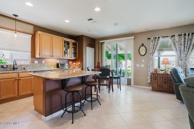 4301 Avenue J7, Lancaster, CA 93536