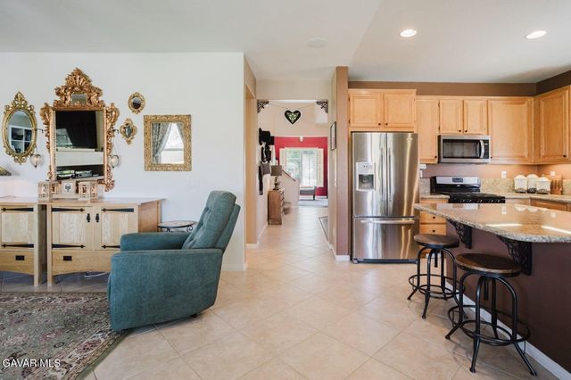 4301 Avenue J7, Lancaster, CA 93536