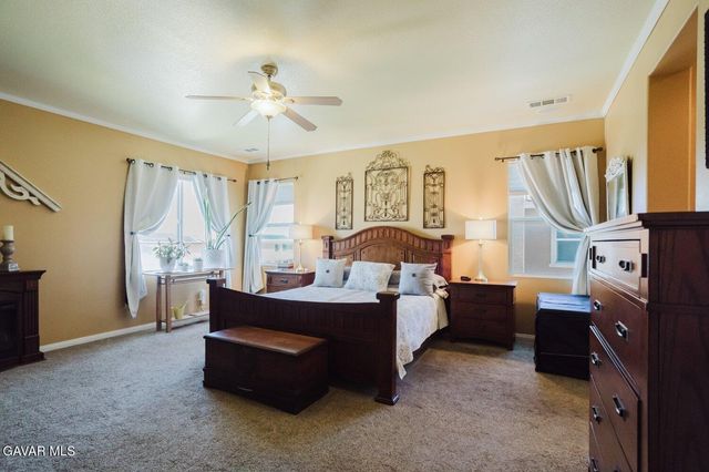 4301 Avenue J7, Lancaster, CA 93536