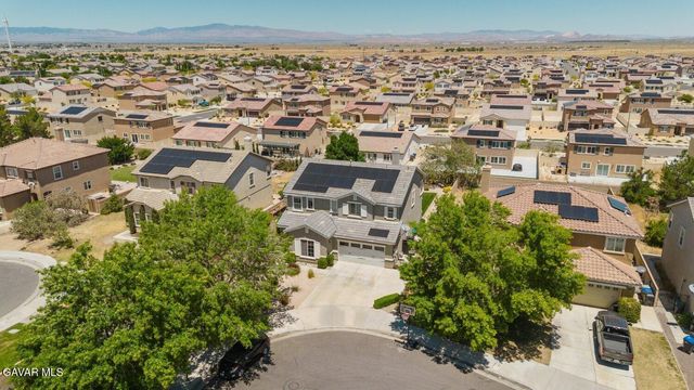 4301 Avenue J7, Lancaster, CA 93536