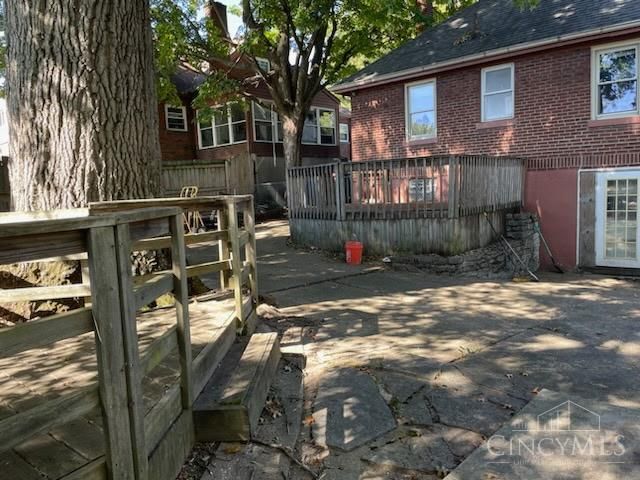 5005 Western Hills Avenue, Cincinnati, OH 45238