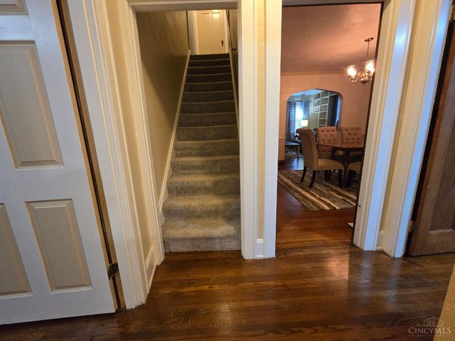 5005 Western Hills Avenue, Cincinnati, OH 45238