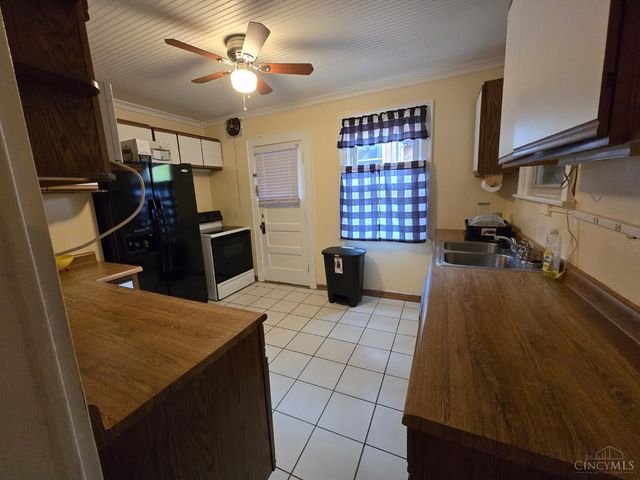 5005 Western Hills Avenue, Cincinnati, OH 45238