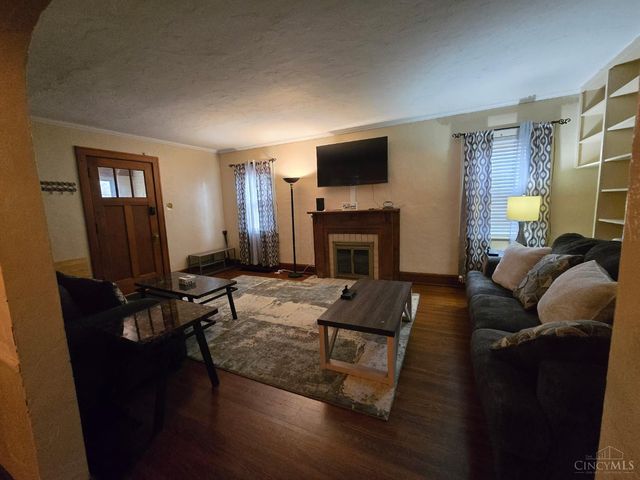 5005 Western Hills Avenue, Cincinnati, OH 45238