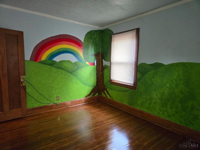 5005 Western Hills Avenue, Cincinnati, OH 45238