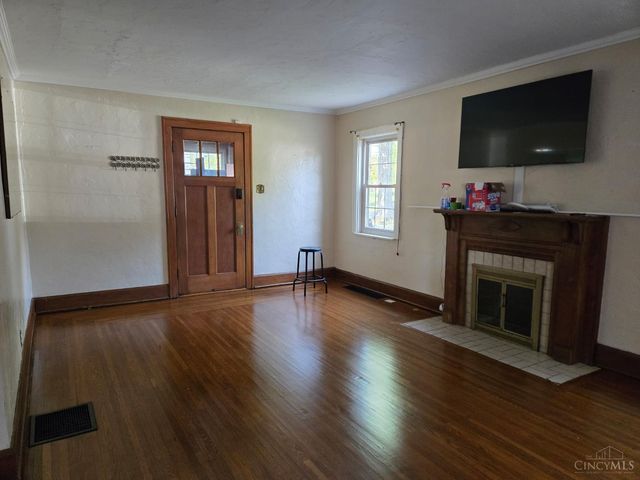 5005 Western Hills Avenue, Cincinnati, OH 45238