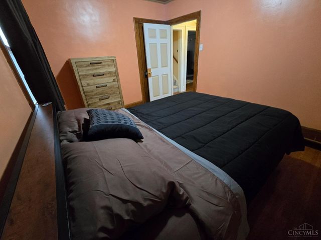 5005 Western Hills Avenue, Cincinnati, OH 45238