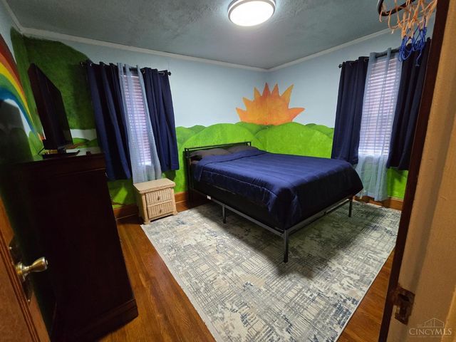 5005 Western Hills Avenue, Cincinnati, OH 45238