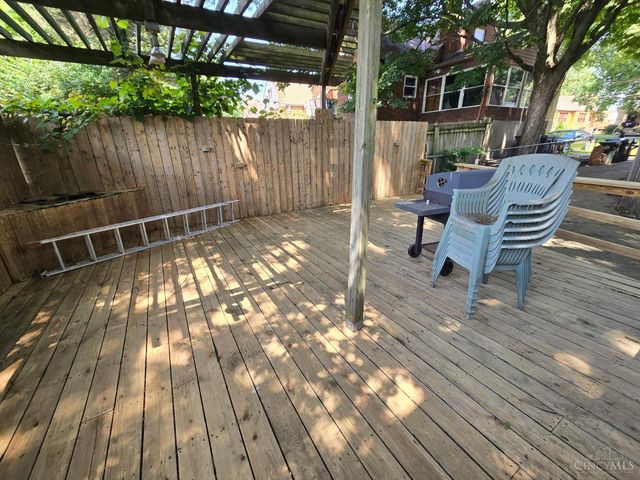 5005 Western Hills Avenue, Cincinnati, OH 45238