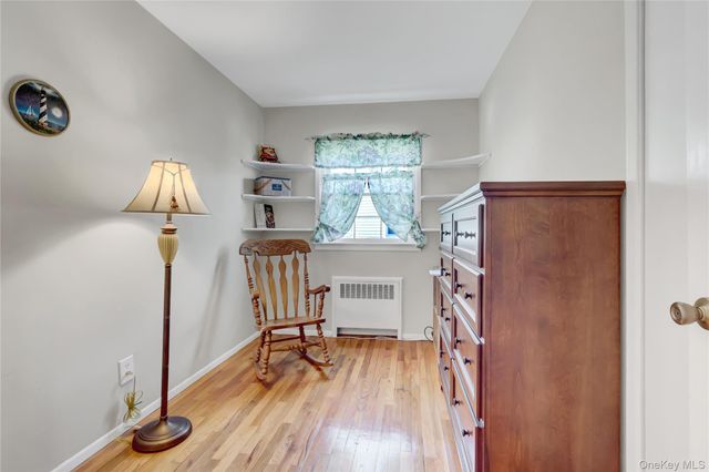 6 Sheep Pasture Lane, Massapequa, NY 11758