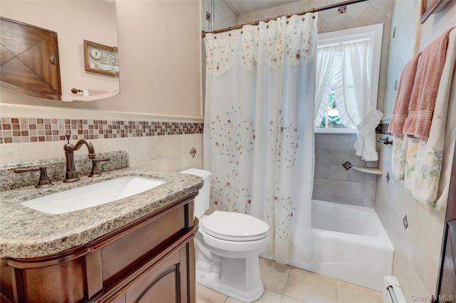 6 Sheep Pasture Lane, Massapequa, NY 11758