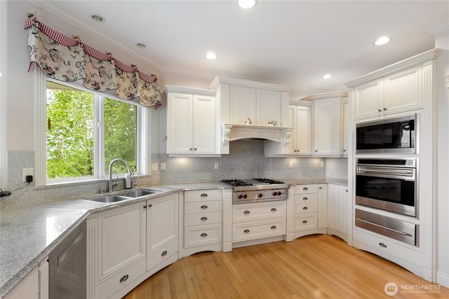 4111 Samish Crest Drive, Bellingham, WA 98229