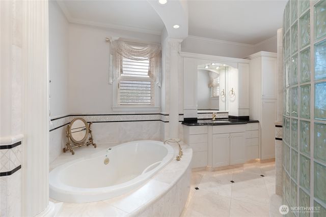 4111 Samish Crest Drive, Bellingham, WA 98229