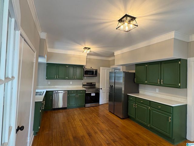 8661 US HIGHWAY 31, Calera, AL 35040