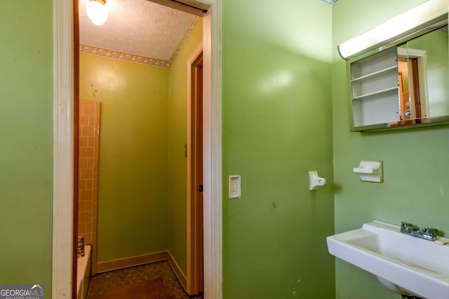 163 Wood Circle, Winder, GA 30680