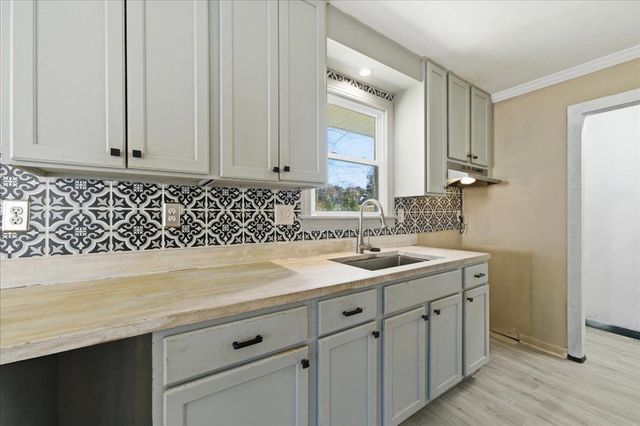 102 Pinefield Drive, Greenville, SC 29605