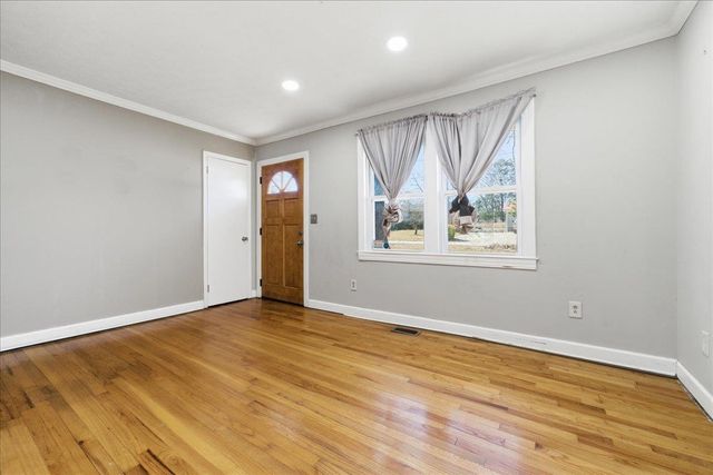 102 Pinefield Drive, Greenville, SC 29605