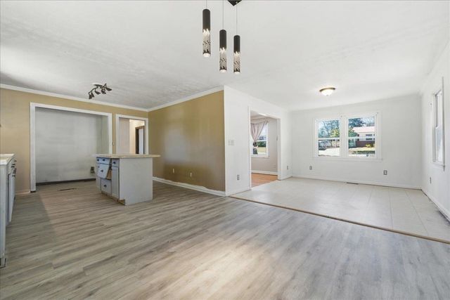 102 Pinefield Drive, Greenville, SC 29605