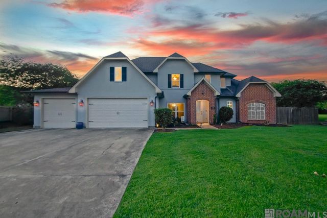 2239 St Andrews Ave, Zachary, LA 70791
