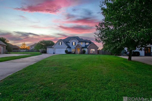 2239 St Andrews Ave, Zachary, LA 70791