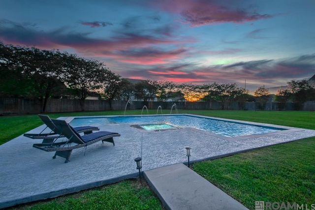2239 St Andrews Ave, Zachary, LA 70791