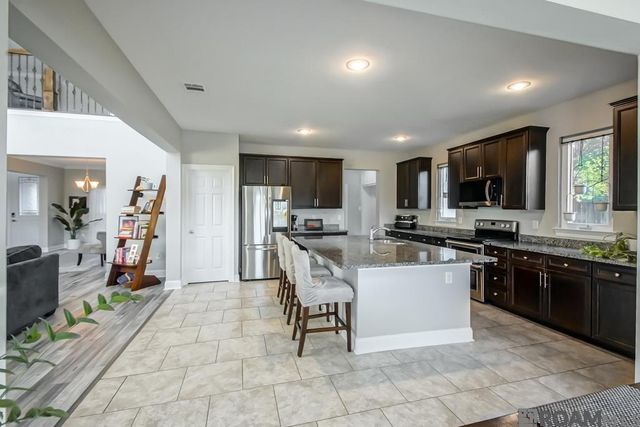 2239 St Andrews Ave, Zachary, LA 70791