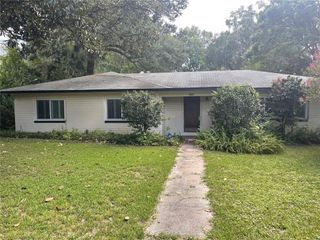 1523 NW 11TH ROAD, Gainesville, FL 32605