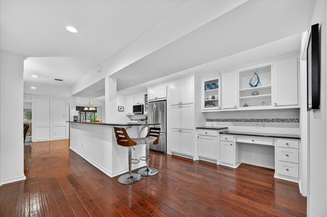 12627 Breckenridge Drive 200, Dallas, TX 75230