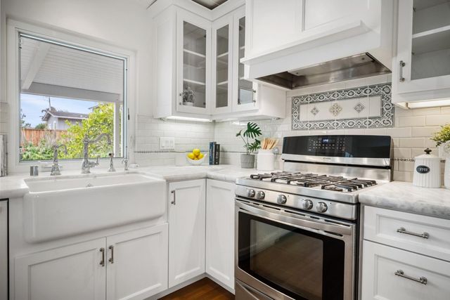 430 California Avenue, Moss Beach, CA 94038