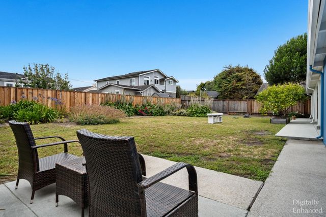 430 California Avenue, Moss Beach, CA 94038