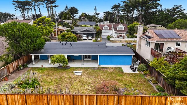 430 California Avenue, Moss Beach, CA 94038