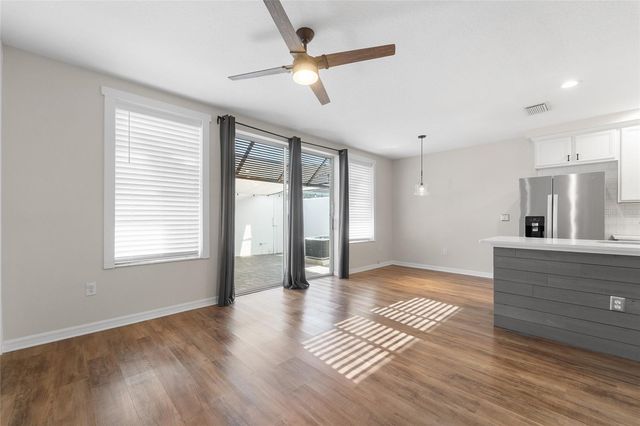10007 BRADWELL PLACE, Tampa, FL 33626