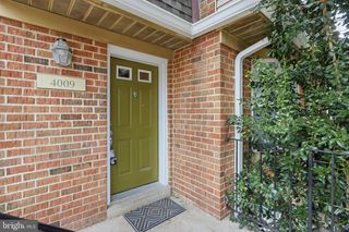 4009 CHESTERWOOD DR #4009, Silver Spring, MD 20906