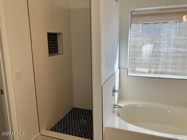 2307 E KELTON Lane, Phoenix, AZ 85022