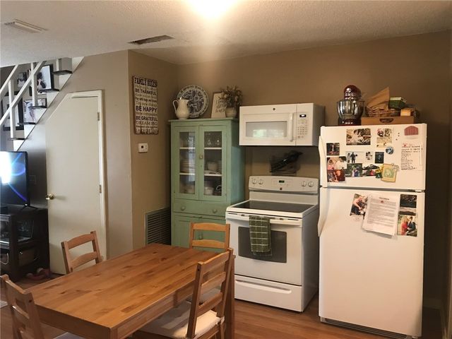 1904 Holly Ave, Brunswick, GA 31520