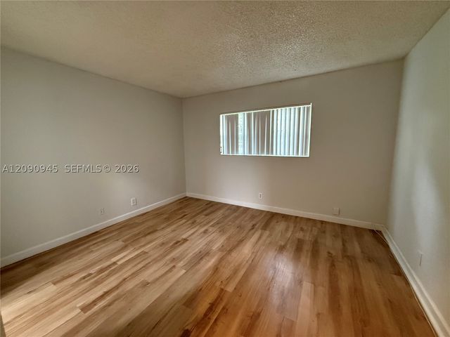 4865 NW 9th Dr 4865, Plantation, FL 33317