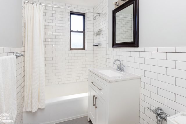 525 W 235TH Street # 6C, New York City, NY 10463