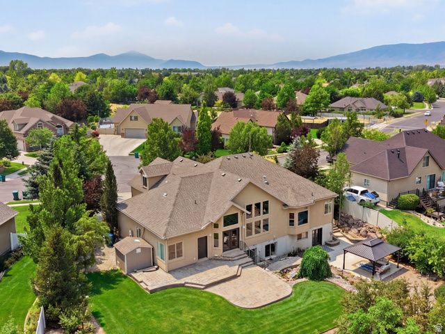 6748 W CANTERBURY DR, Highland, UT 84003