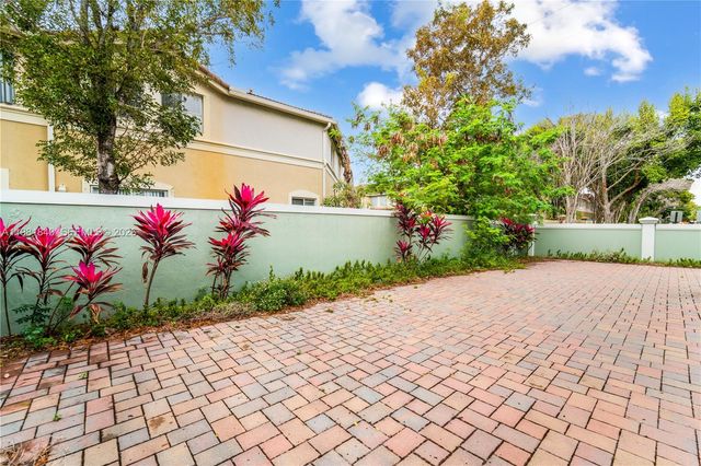 200 SW 87th Path 0, Miami, FL 33174