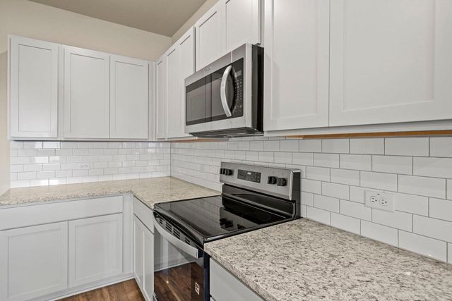 156 Wind Hill, Jarrell, TX 76537