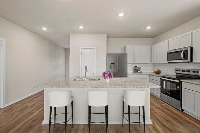 156 Wind Hill, Jarrell, TX 76537