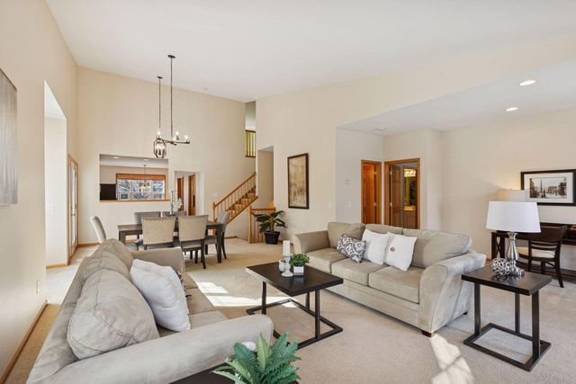 7174 Arthur Drive, Woodbury, MN 55125