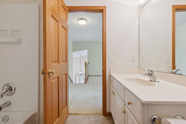 7174 Arthur Drive, Woodbury, MN 55125