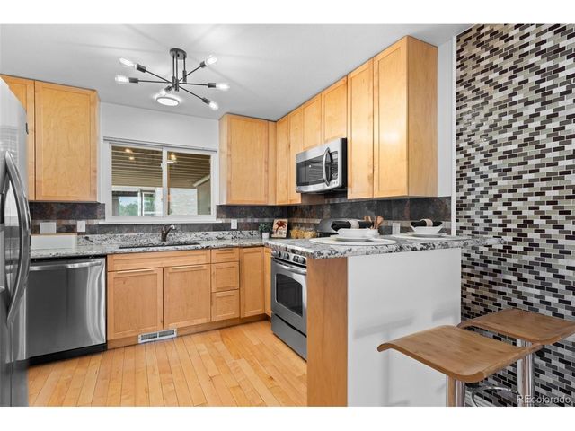1542 Chambers Dr, Boulder, CO 80305