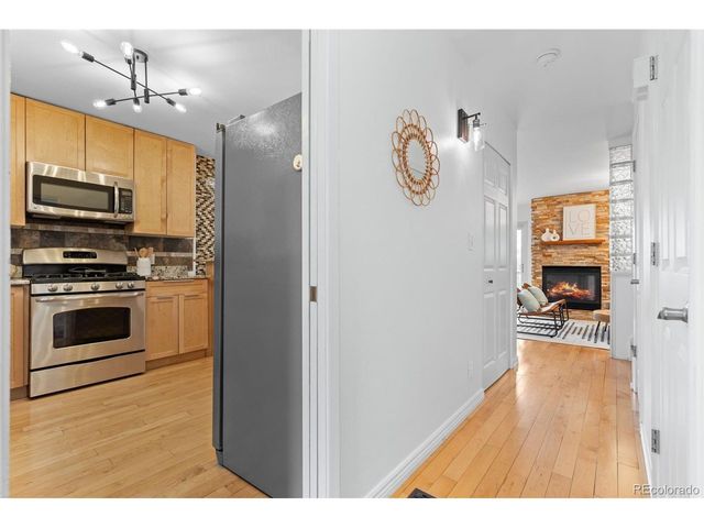 1542 Chambers Dr, Boulder, CO 80305